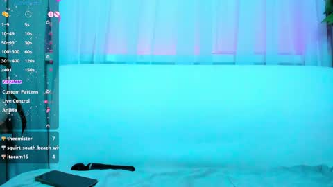 Scarlett online show from 03/11/25, 07:15