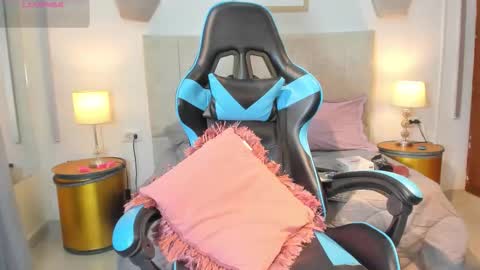 Maria online show from 02/11/26, 05:51