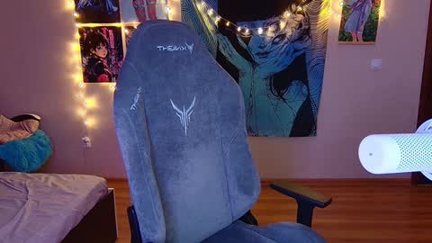 Mariko online show from 12/27/24, 02:54