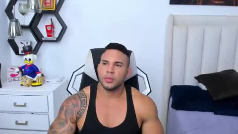 Snapshot of _matthew_santos_ chatting on 02/10/25, 09:58 _matthew_santos_ online show from 02/10/25, 09:58