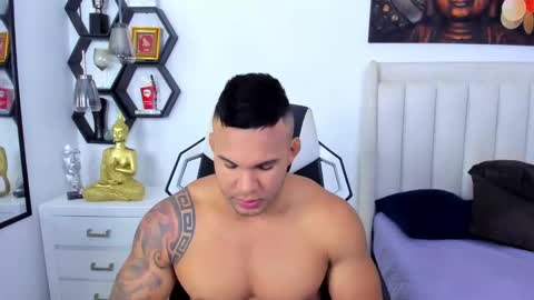 Snapshot of _matthew_santos_ chatting on 09/10/25, 12:10 _matthew_santos_ online show from 09/10/25, 12:10