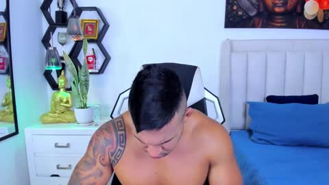 Snapshot of _matthew_santos_ chatting on 10/15/25, 07:47 _matthew_santos_ online show from 10/15/25, 07:47