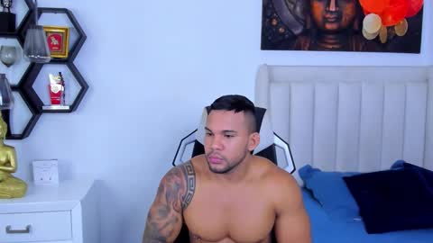 Snapshot of _matthew_santos_ chatting on 11/12/25, 12:22 _matthew_santos_ online show from 11/12/25, 12:22