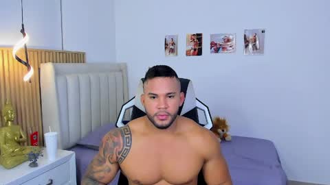 _matthew_santos_ online show from 04/01/26, 01:39