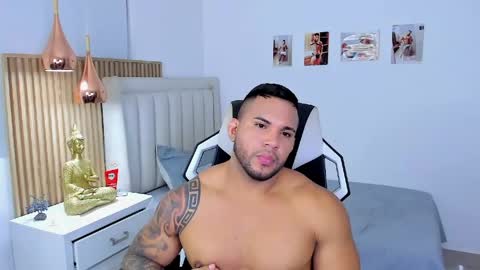 _matthew_santos_ online show from 05/06/26, 01:47