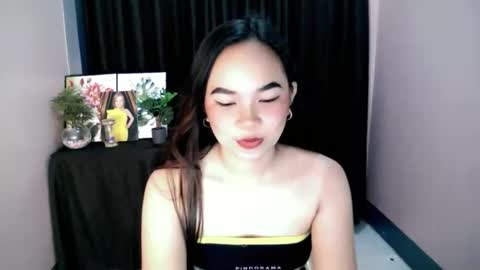 Snapshot of _maureen_ chatting on 09/10/25, 10:48 _maureen_ online show from 09/10/25, 10:48