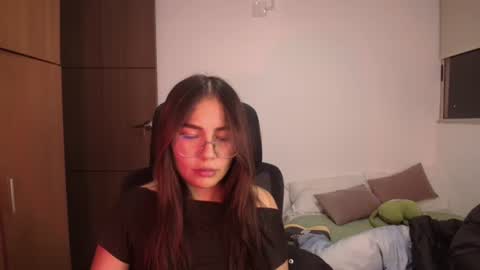 Snapshot of _maxxx1_ chatting on 06/14/26, 03:08 max and abby online show from 06/14/26, 03:08
