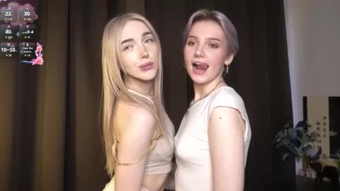 Elva and Kate  online show from 12/20/25, 07:59