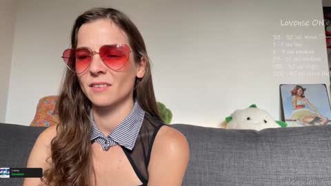 Meg online show from 11/10/25, 01:54