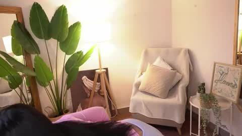 Megan online show from 11/11/25, 08:09