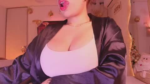 Marce  online show from 11/26/25, 01:56