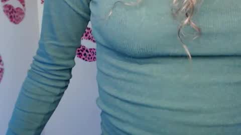 Susie online show from 11/04/25, 07:40