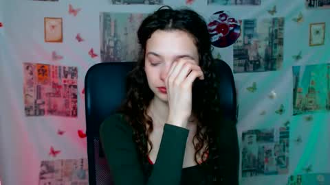 Susie online show from 04/10/26, 06:18