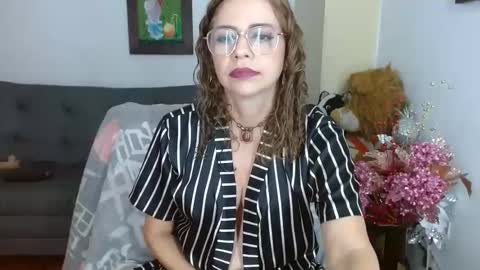 Snapshot of _melisaa_ chatting on 02/27/25, 01:38 melisa online show from 02/27/25, 01:38