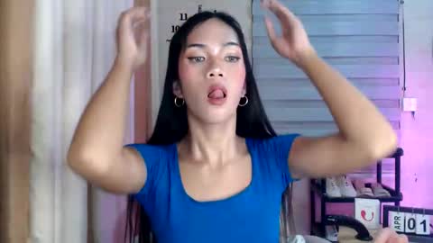 Melly online show from 04/01/26, 10:05