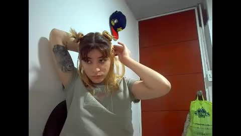 Mia-foster online show from 03/21/26, 09:40