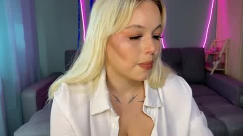 Snapshot of _mia_mason_ chatting on 06/28/26, 12:16 Mia Mason online show from 06/28/26, 12:16