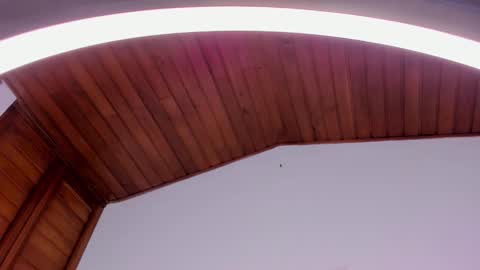 mia online show from 03/05/26, 09:44