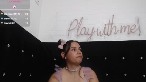  Mia  online show from 02/05/25, 04:14