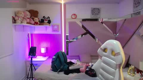  Mia  online show from 01/09/26, 12:19