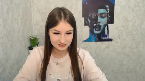 Mia online show from 09/27/25, 12:32