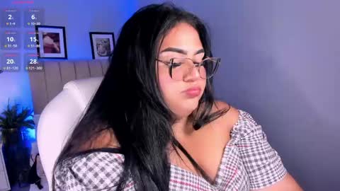 Snapshot of _michel_bbw chatting on 05/20/26, 03:13 michel online show from 05/20/26, 03:13