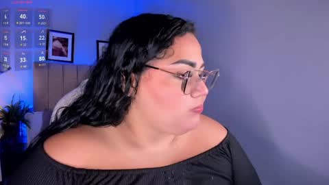 Snapshot of _michel_bbw chatting on 05/26/26, 02:40 michel online show from 05/26/26, 02:40