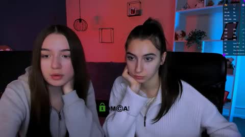 Snapshot of _mila_fire chatting on 01/16/26, 09:35 your Mila online show from 01/16/26, 09:35