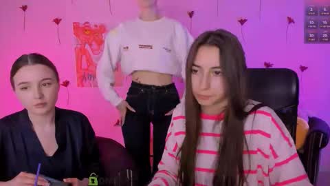 Snapshot of _mila_fire chatting on 03/05/26, 10:11 your Mila online show from 03/05/26, 10:11