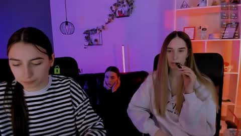 your Mila online show from 04/23/26, 12:29