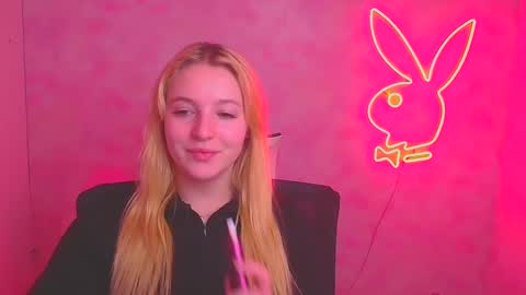 Melanie online show from 02/27/25, 03:26