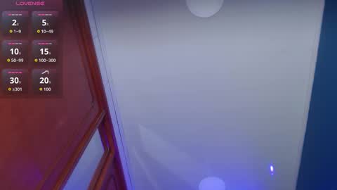 _milu23_ online show from 03/04/26, 02:56