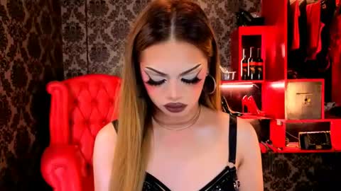 Raven Strauss online show from 07/20/26, 08:33