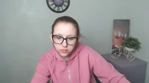 Mira online show from 02/21/25, 07:23