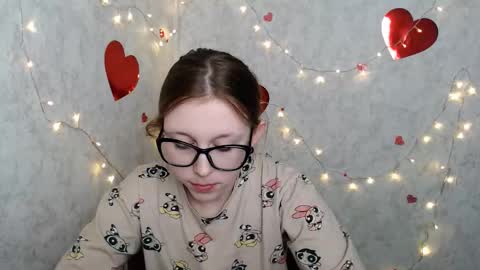 Mira online show from 03/04/25, 10:57