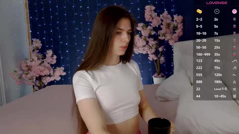 Victoria online show from 11/03/25, 05:42