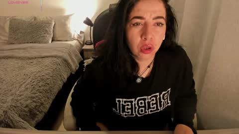 _miss_coco_ online show from 04/11/26, 02:16