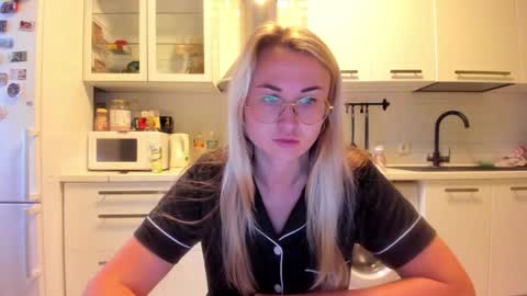 Eva online show from 01/01/25, 09:39