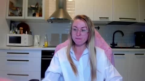 Eva online show from 10/04/25, 05:49