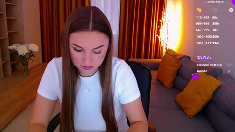 Mia online show from 10/23/25, 07:29