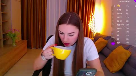 Mia online show from 01/08/26, 10:06