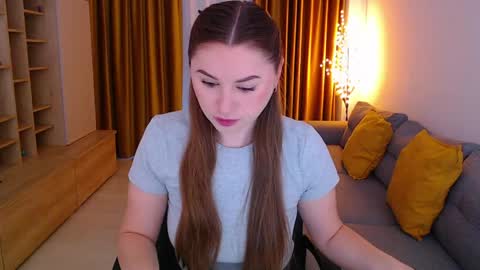 Snapshot of _miss_mia chatting on 04/12/26, 05:34 Mia online show from 04/12/26, 05:34