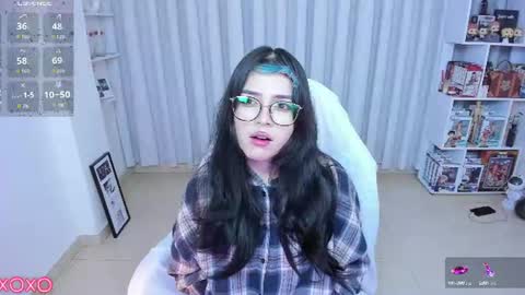 Snapshot of _misshoneyxx chatting on 06/26/26, 05:23 Hanna Idependent Model online show from 06/26/26, 05:23