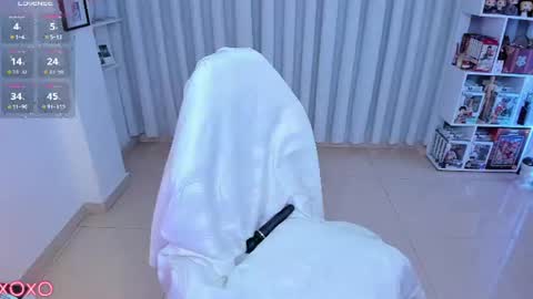 Snapshot of _misshoneyxx chatting on 07/17/26, 02:13 Hanna Idependent Model online show from 07/17/26, 02:13