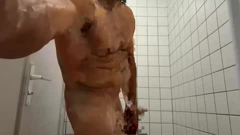 Snapshot of _misterniceguy chatting on 10/07/25, 08:22 BENJI online show from 10/07/25, 08:22