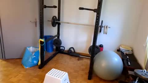 Snapshot of _misterniceguy chatting on 10/13/25, 02:39 BENJI online show from 10/13/25, 02:39