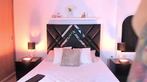 mizuki  online show from 03/27/26, 03:45