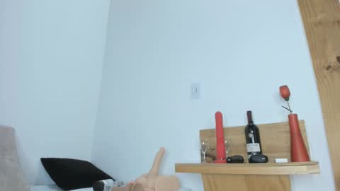 _molly_rosse_ online show from 09/24/25, 12:19