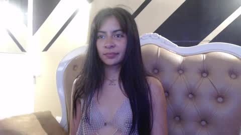 Molly online show from 02/28/25, 12:21