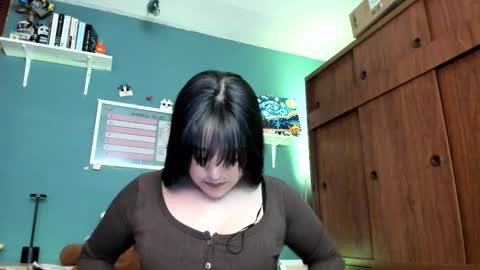 Next stream  950 pm Colombia time xd online show from 02/11/26, 04:50